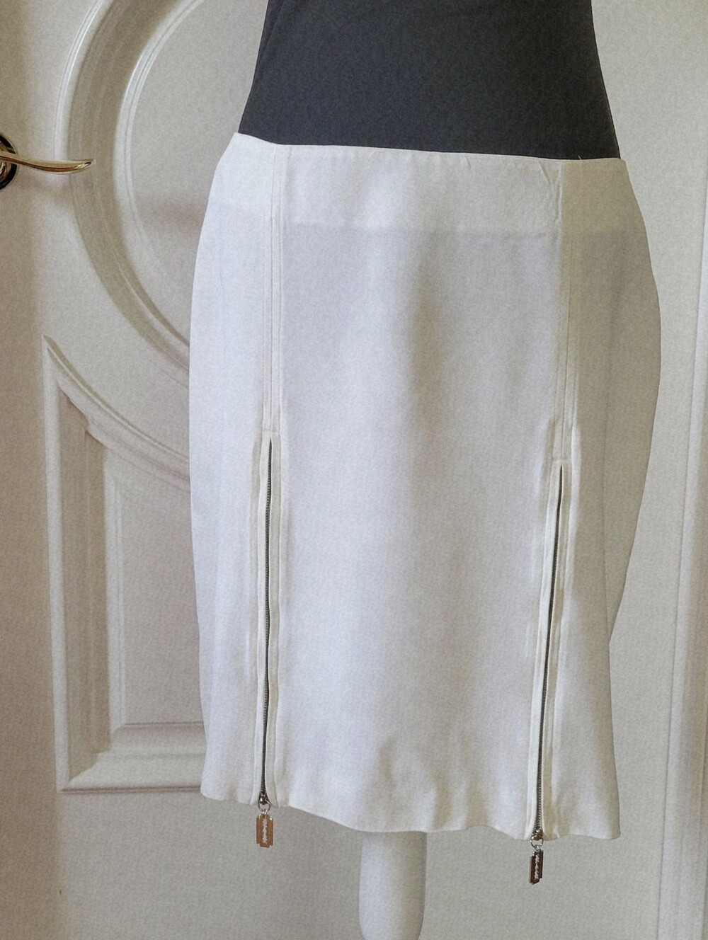 White Zip-Accent Midi Skirt - Women's